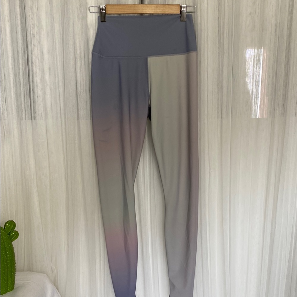 AloYoga Vapor Gradient Dusk High-Waisted Leggings